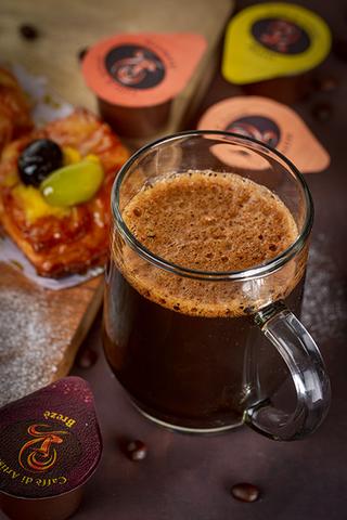 How to Make an Americano (or simple Black Coffee) - Caffè di Artisan